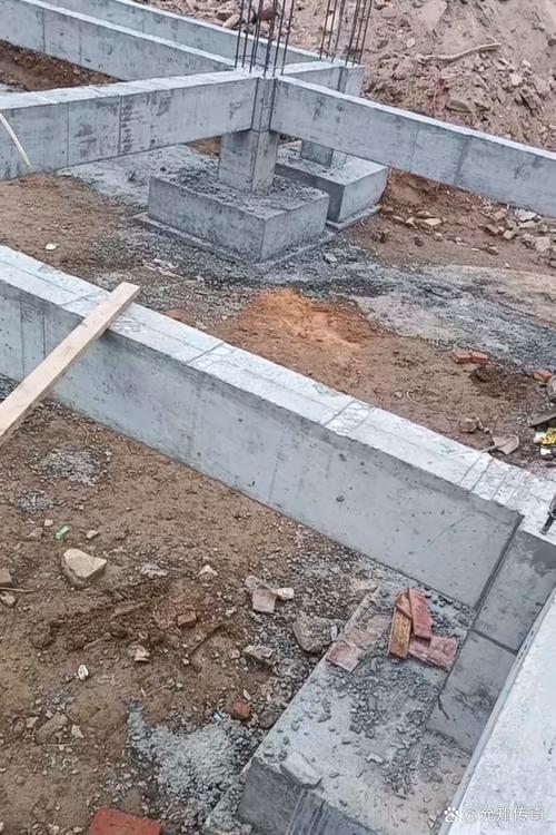 澆筑下的挺拔 寫給地基上的未來(lái)承諾